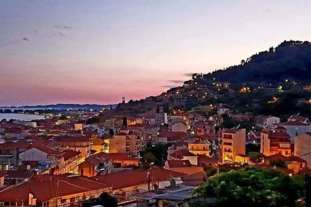 360ᵒ Lepanto Apartment Nafpaktos エクステリア 写真