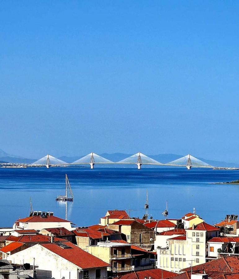360ᵒ Lepanto Apartment Nafpaktos エクステリア 写真